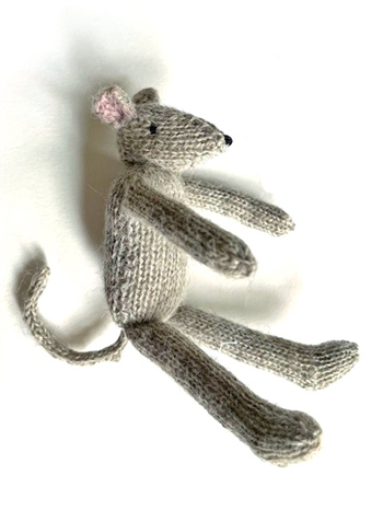 MOUSE KNITTING SET fra Foxcut Collective